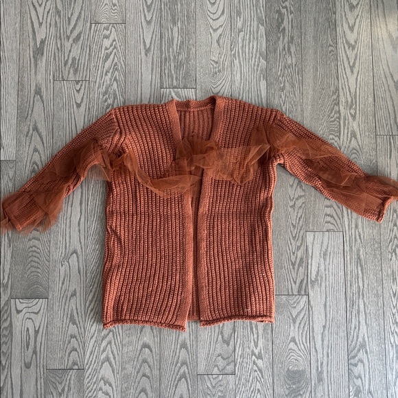 NEW Beautiful Cardigan🤍💫 - Picture 1 of 8